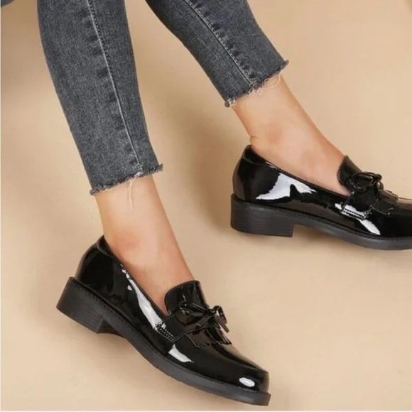 Classic Black Patent Leather Loafers - Picture 2 of 7